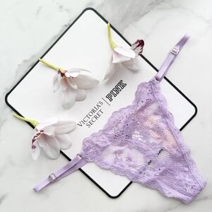 NWT VICTORIA'S SECRET DREAM ANGELS LACE ADJUSTABLE V-STRING PANTY IN SILKY LILAC